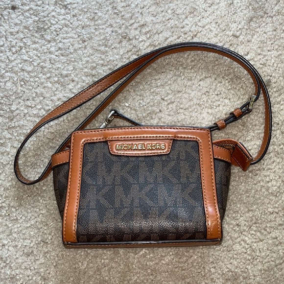Michael Kors small crossbody bag - Picture 2 of 10